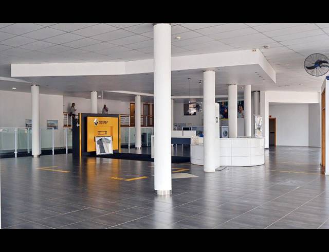 5,176M² BUILDING FOR SALE IN SYDENHAM